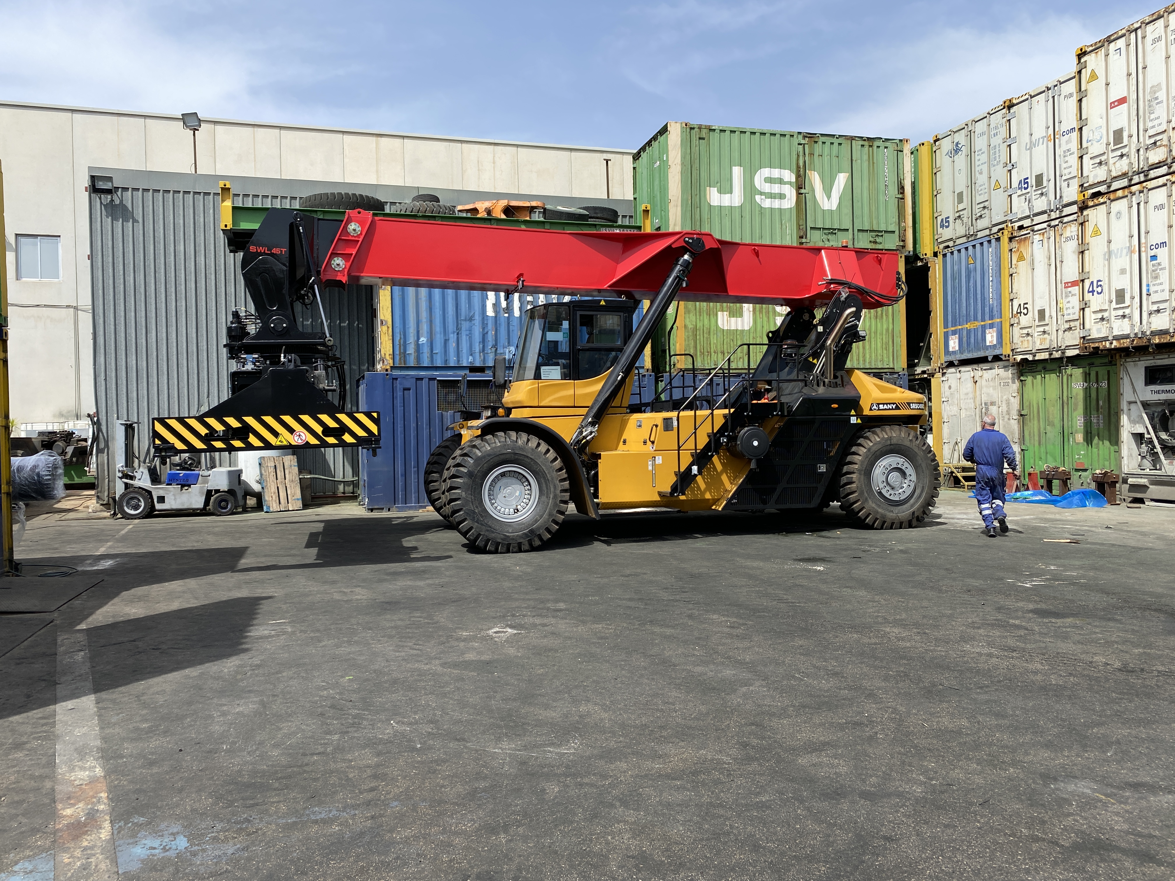 empresa especializada logistica portuaria barcelona